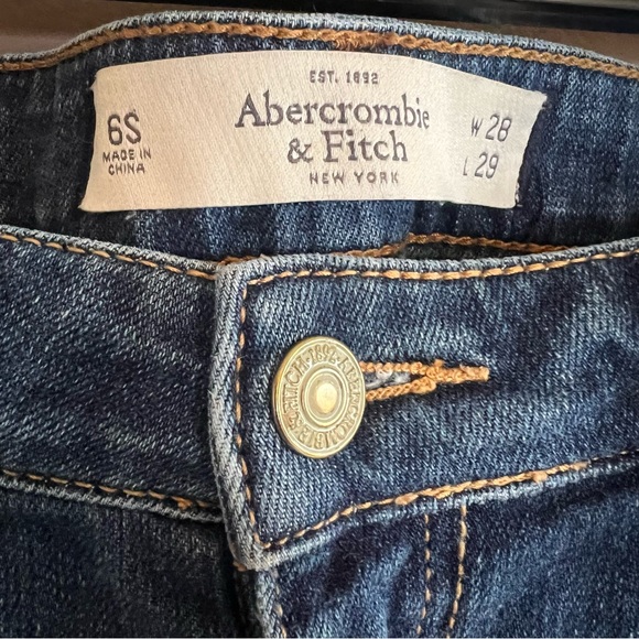 jeans - Picture 3 of 3